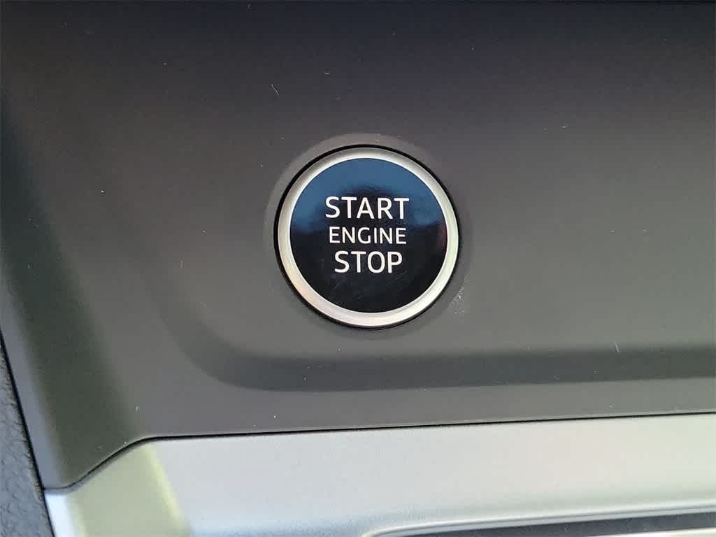 Thumbnail: 2025 Audi Q3 - 27