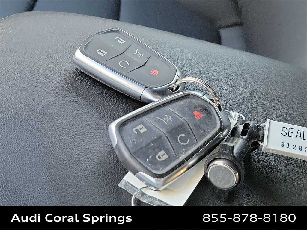 Thumbnail: 2023 Cadillac XT5 - 28