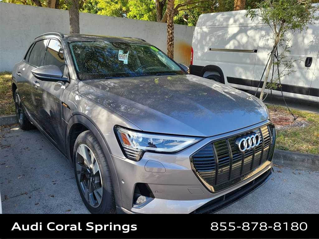 Thumbnail: 2021 Audi e-tron - 14