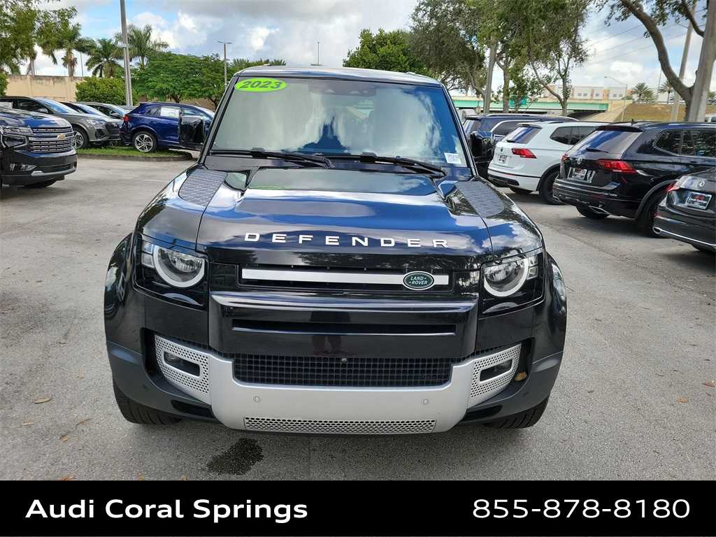 Thumbnail: 2023 Land Rover Defender - 3