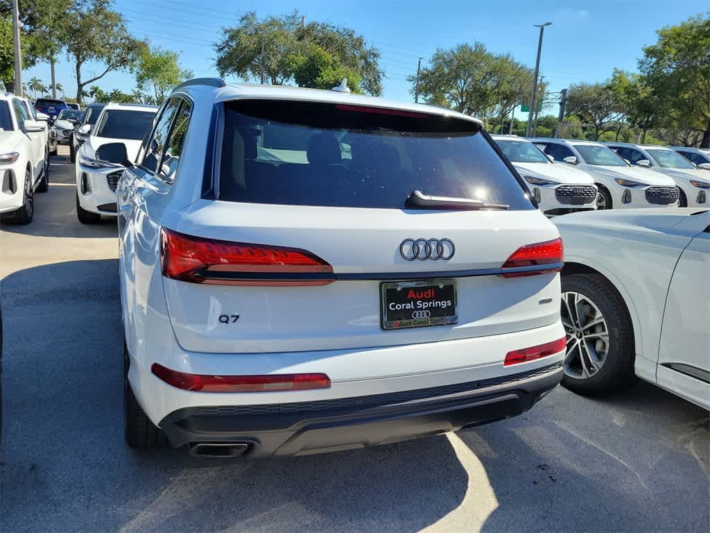 Thumbnail: 2026 Audi Q7 - 3