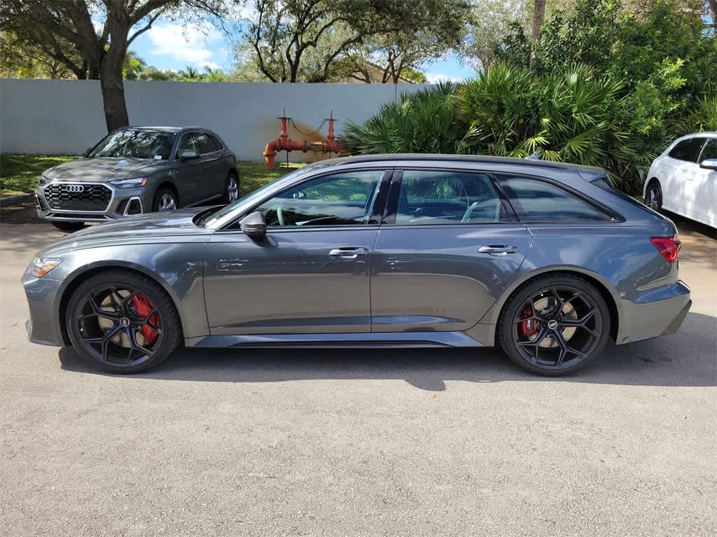 Thumbnail: 2025 Audi RS 6 - 11