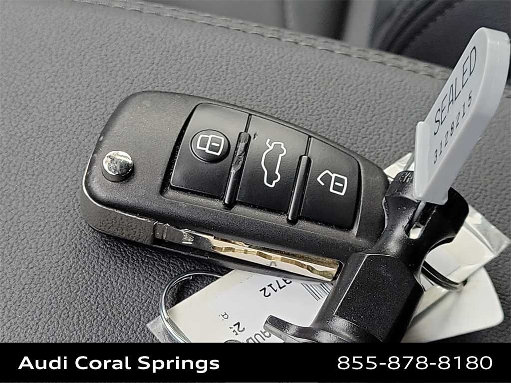 Thumbnail: 2025 Audi Q3 - 28