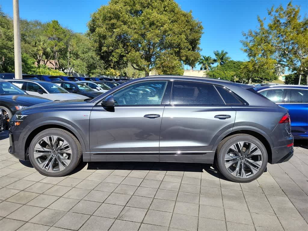 Thumbnail: 2026 Audi Q8 - 3