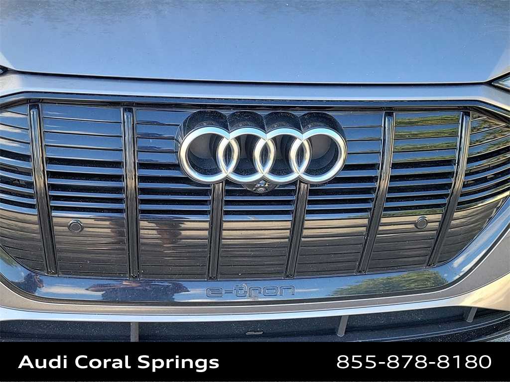Thumbnail: 2021 Audi e-tron - 20