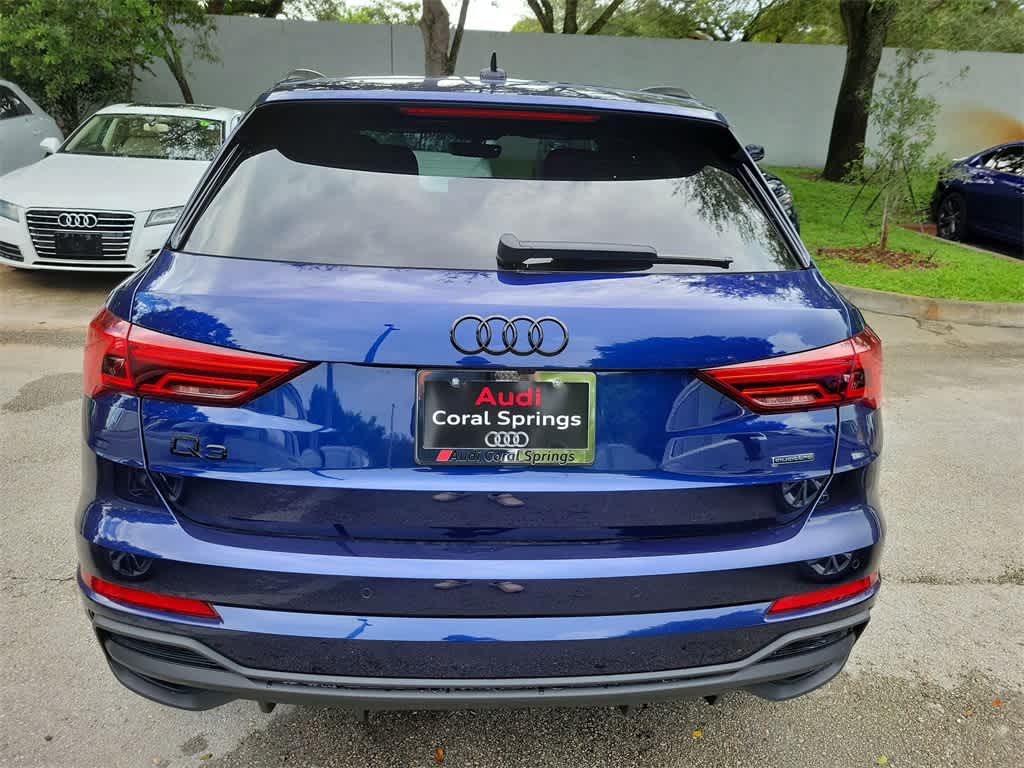 Thumbnail: 2025 Audi Q3 - 5