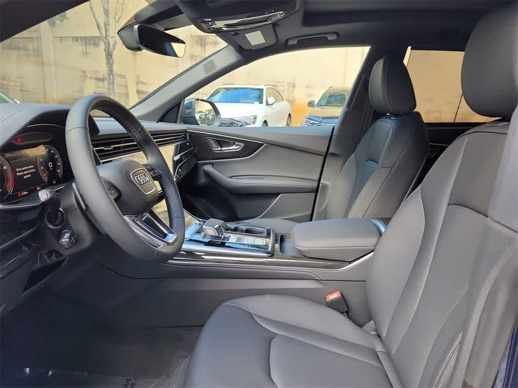 Thumbnail: 2026 Audi Q8 - 19