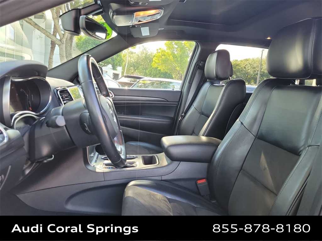 Thumbnail: 2020 Jeep Grand Cherokee - 11