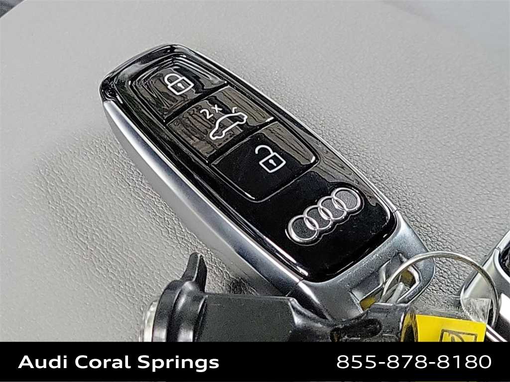 Thumbnail: 2022 Audi Q7 - 28