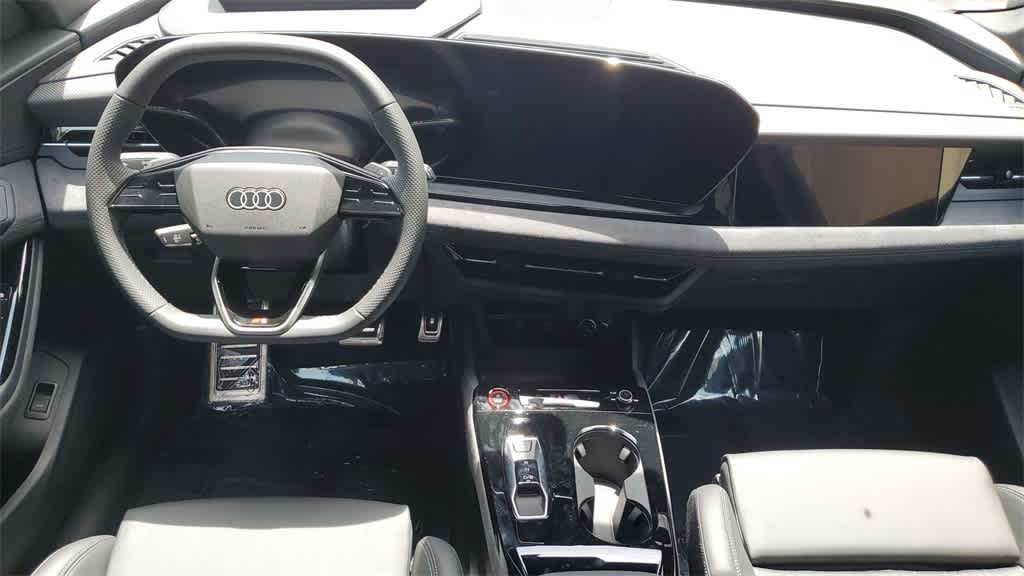 Thumbnail: 2025 Audi SQ6 e-tron - 18