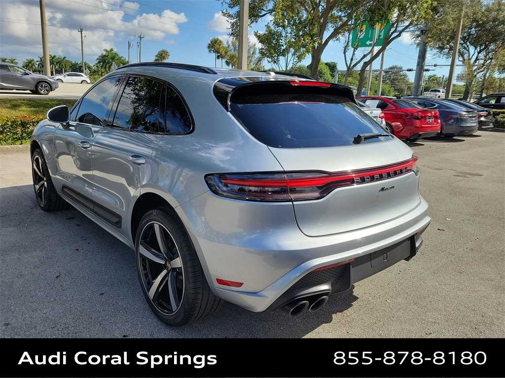 Thumbnail: 2023 Porsche Macan - 4