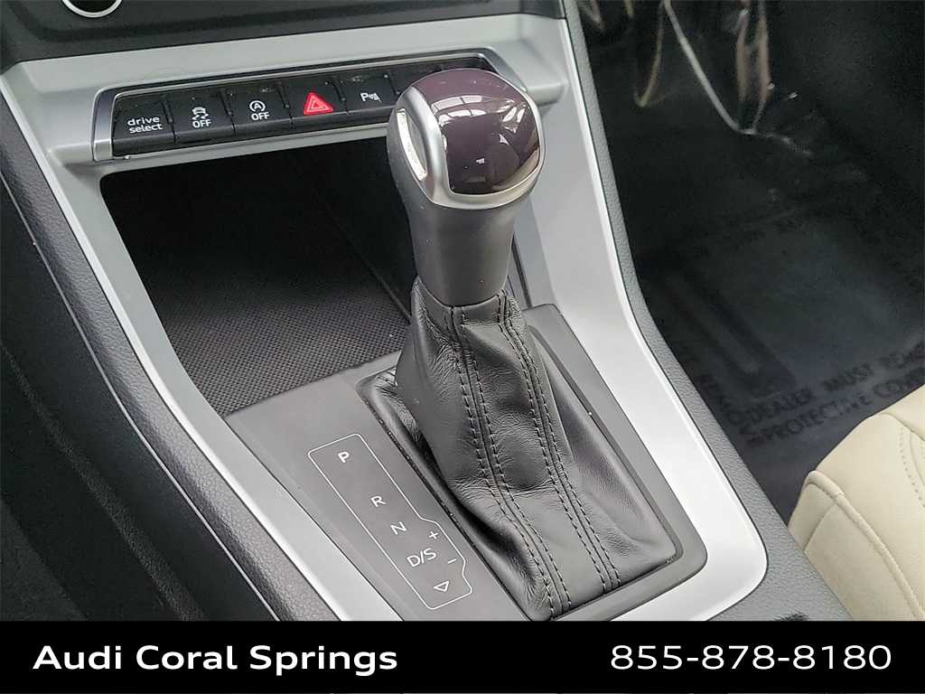 Thumbnail: 2023 Audi Q3 - 17