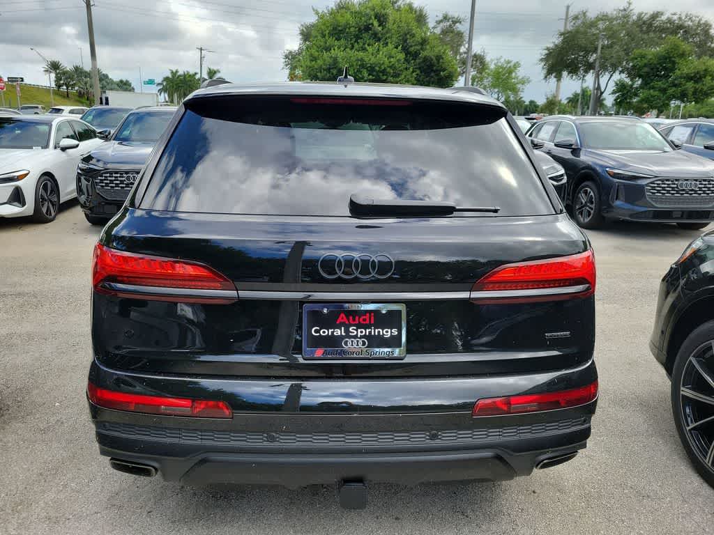 Thumbnail: 2026 Audi Q7 - 5