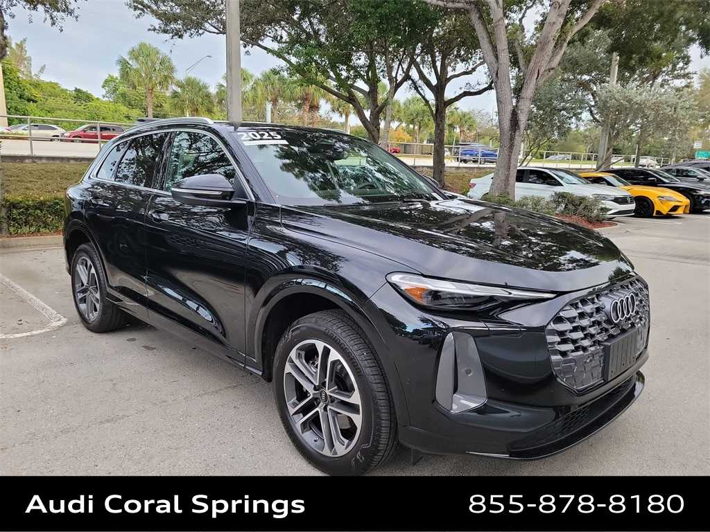 Thumbnail: 2025 Audi Q5 - 14