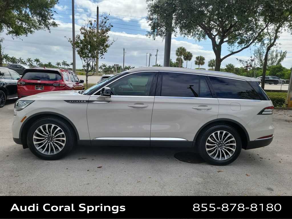 Thumbnail: 2023 Lincoln Aviator - 5