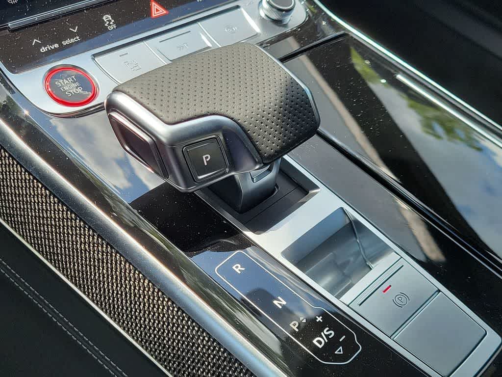 Thumbnail: 2026 Audi S8 - 17