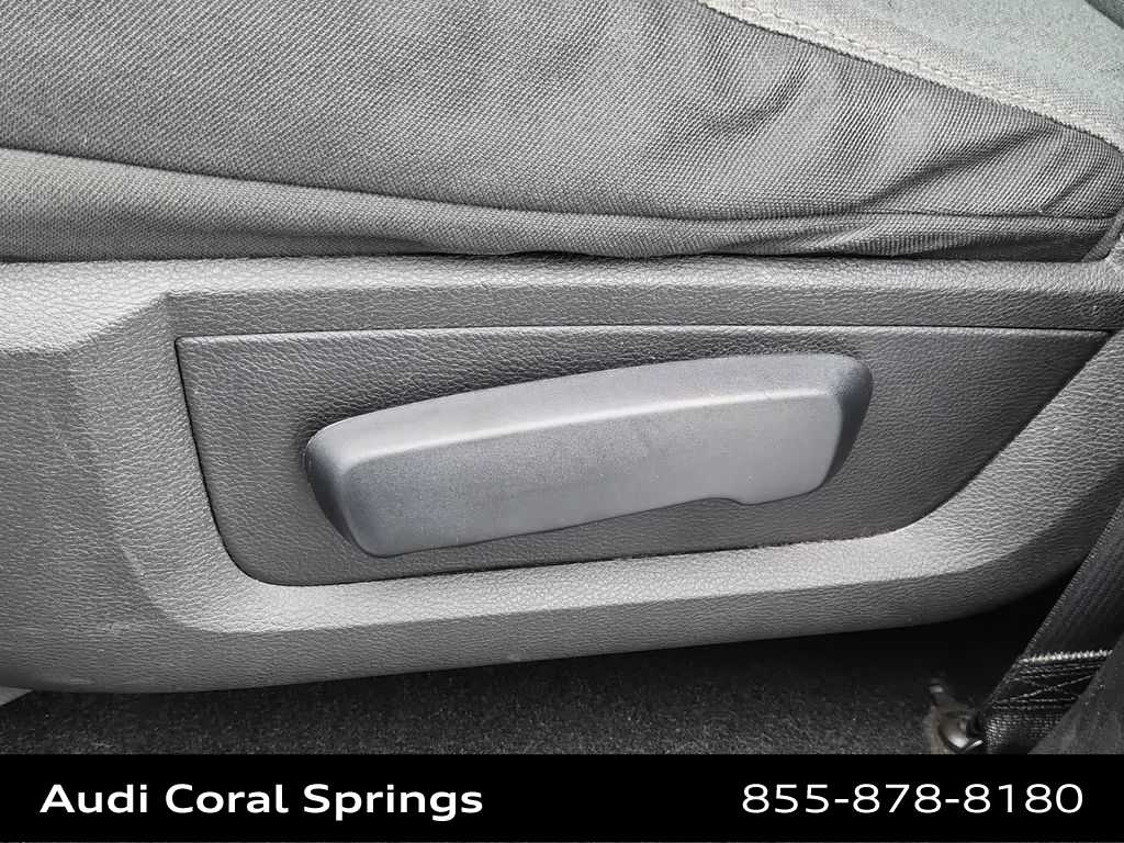 Thumbnail: 2021 RAM 1500 Classic - 14