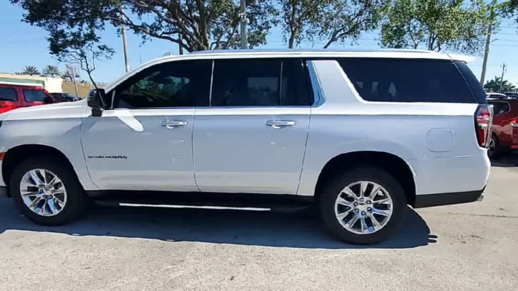 Thumbnail: 2021 Chevrolet Suburban - 5