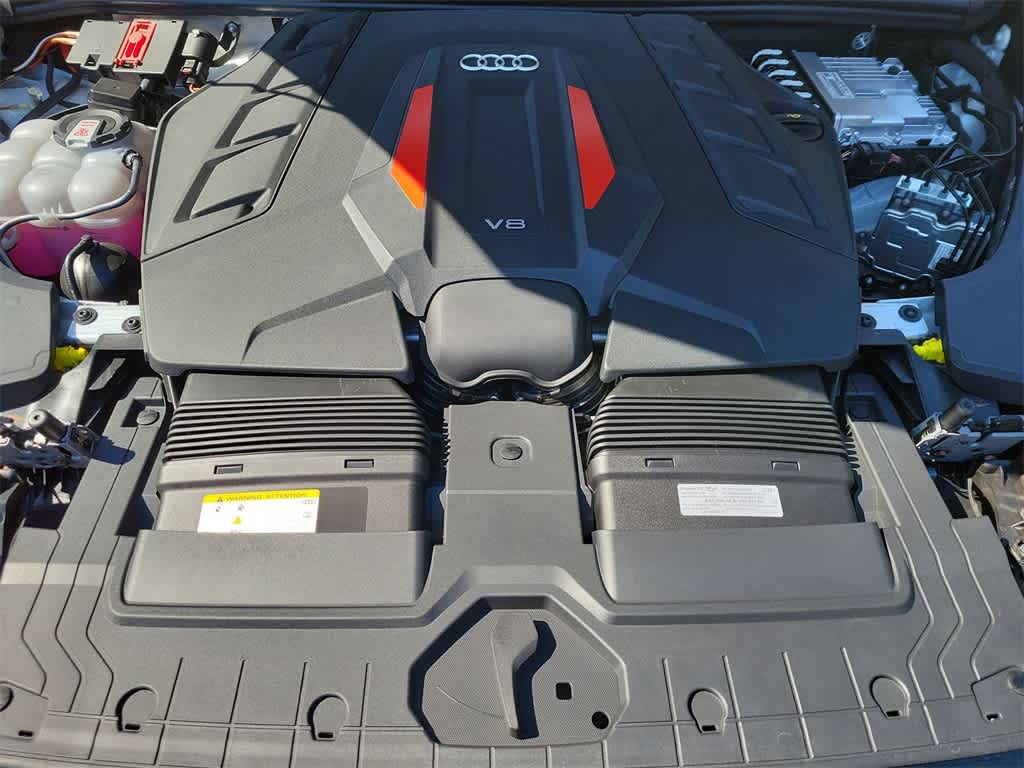 Thumbnail: 2026 Audi SQ8 - 17