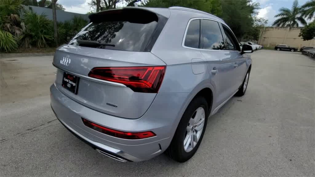 Thumbnail: 2023 Audi Q5 - 9