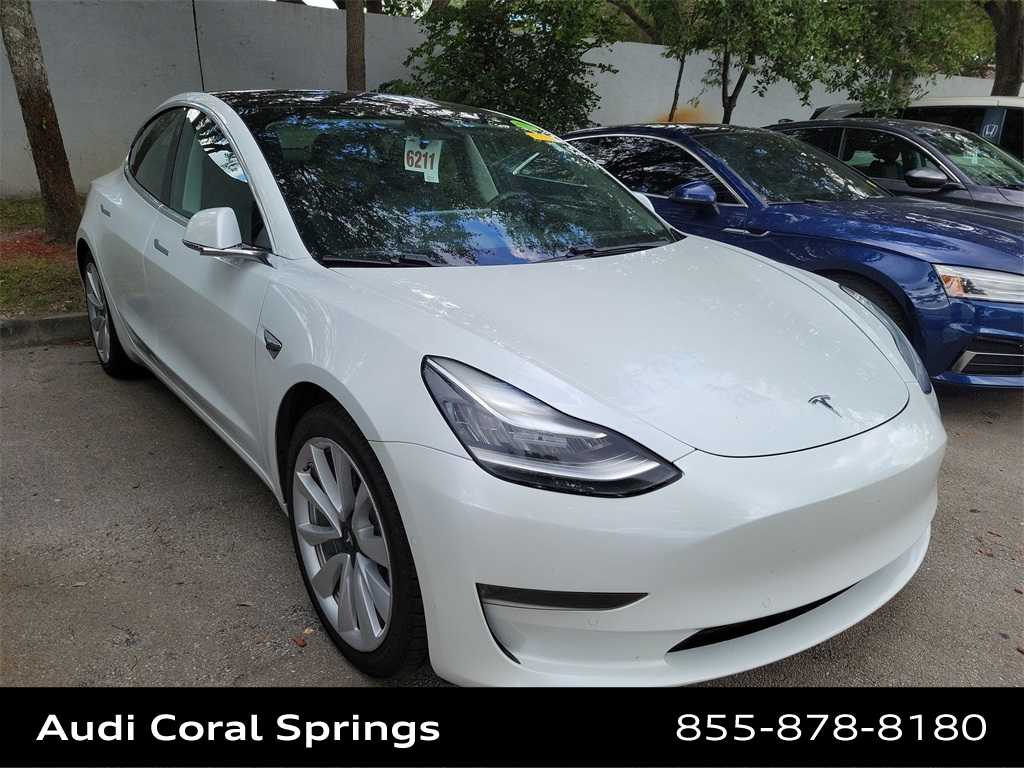 Thumbnail: 2020 Tesla Model 3 - 9