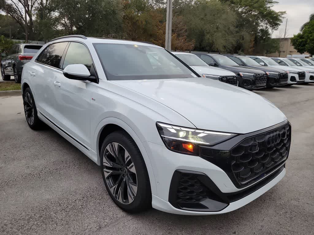 Thumbnail: 2026 Audi Q8 - 14