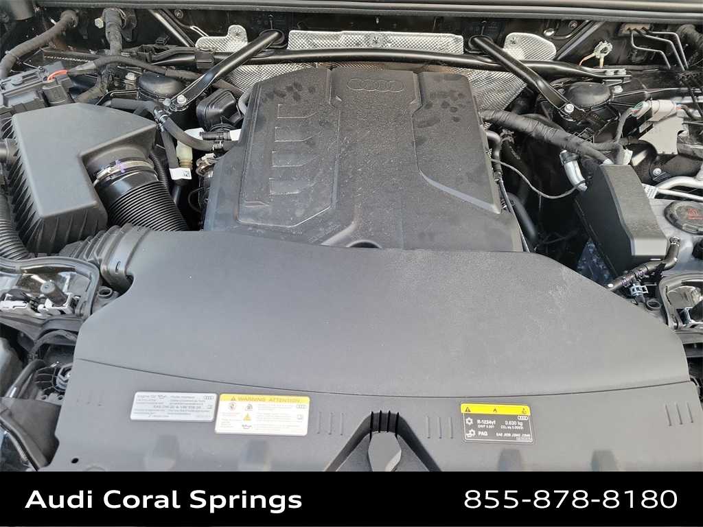 Thumbnail: 2025 Audi Q5 - 17