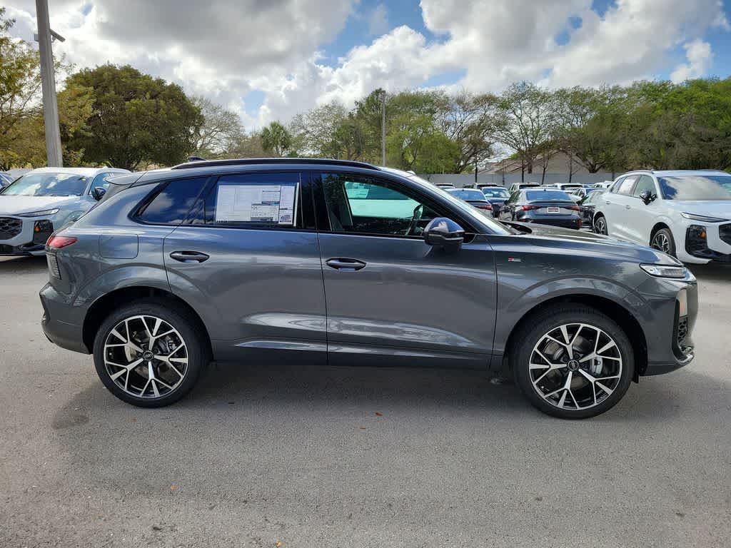 Thumbnail: 2026 Audi Q3 - 9