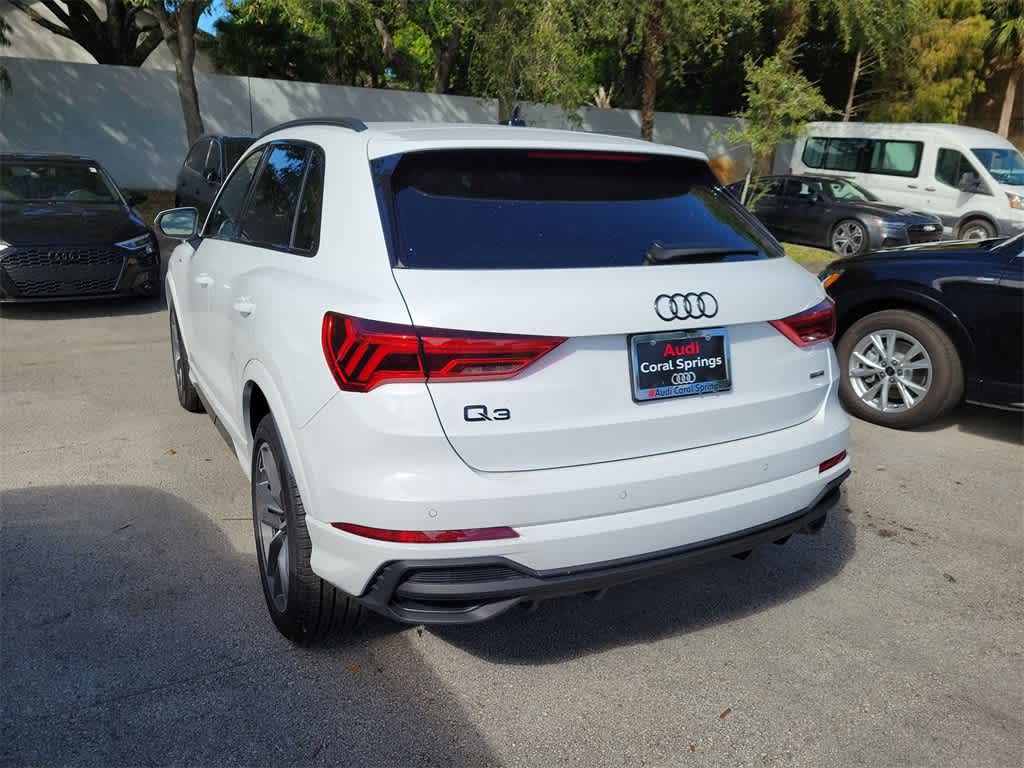 Thumbnail: 2025 Audi Q3 - 6