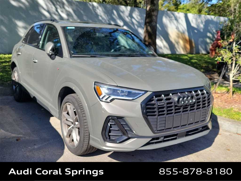 Thumbnail: 2023 Audi Q3 - 11