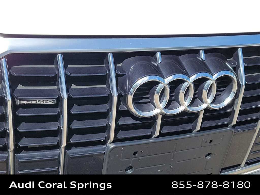 Thumbnail: 2019 Audi Q3 - 18
