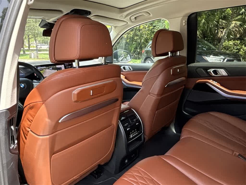 2023 BMW X7 xDrive40i 26