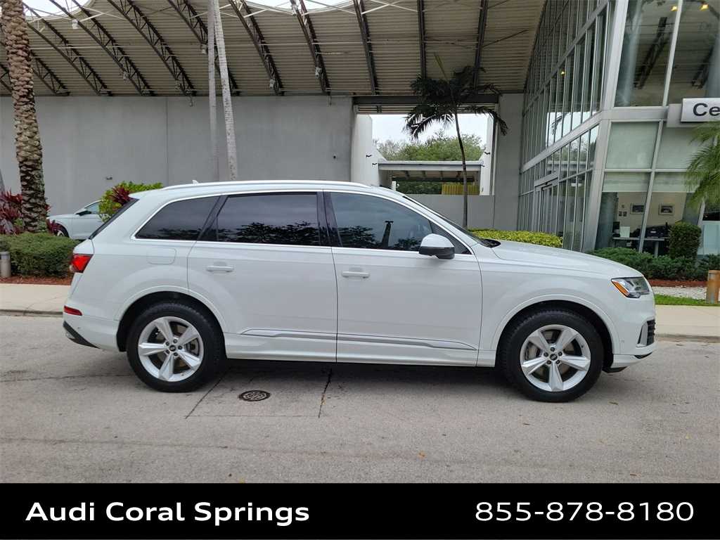 Thumbnail: 2022 Audi Q7 - 9