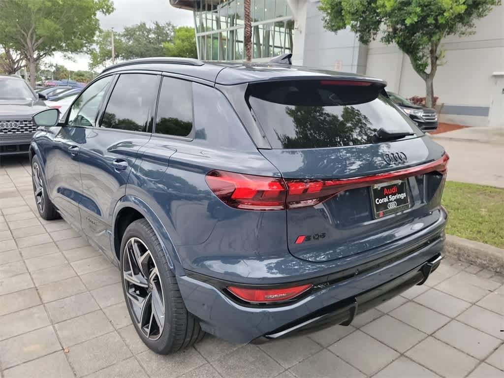 Thumbnail: 2025 Audi SQ6 e-tron - 6