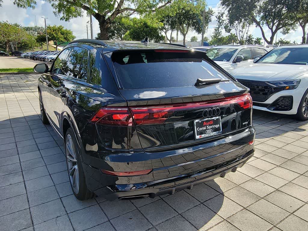 Thumbnail: 2026 Audi Q8 - 6