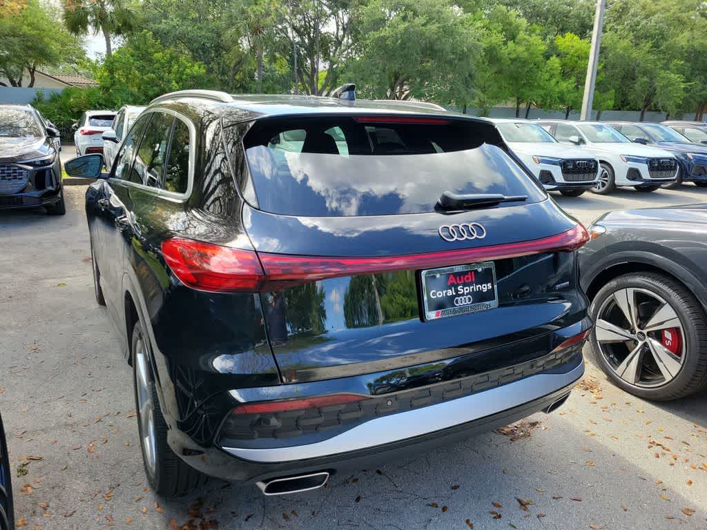 Thumbnail: 2026 Audi Q5 - 12