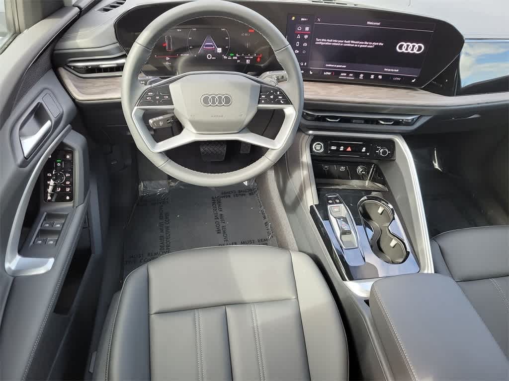 Thumbnail: 2025 Audi Q5 - 10