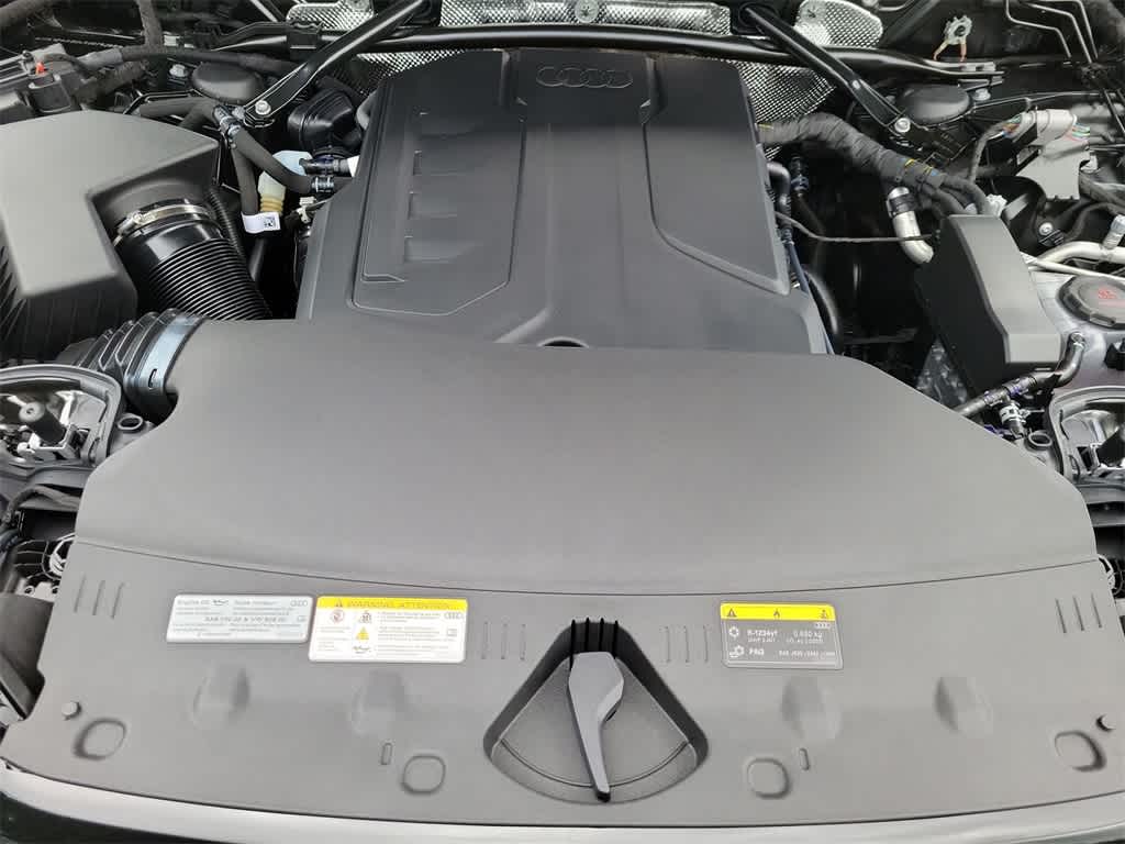 Thumbnail: 2025 Audi Q5 - 9