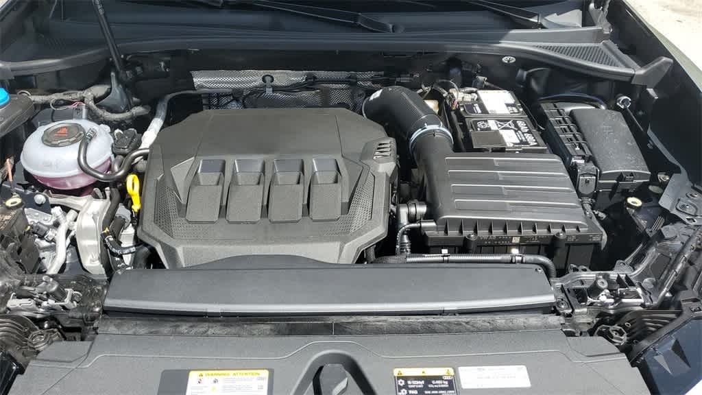 Thumbnail: 2025 Audi Q3 - 17