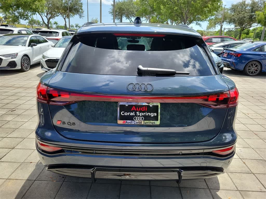 Thumbnail: 2025 Audi SQ6 e-tron - 5