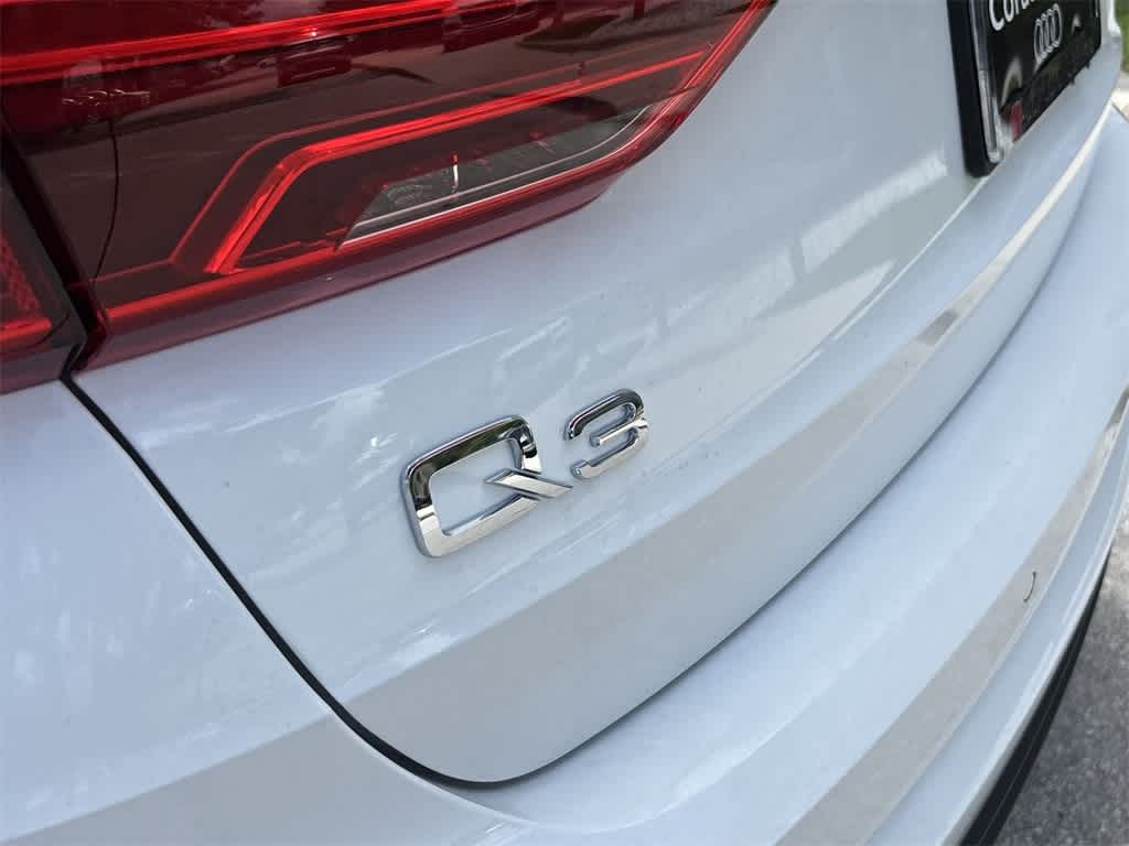 Thumbnail: 2025 Audi Q3 - 21