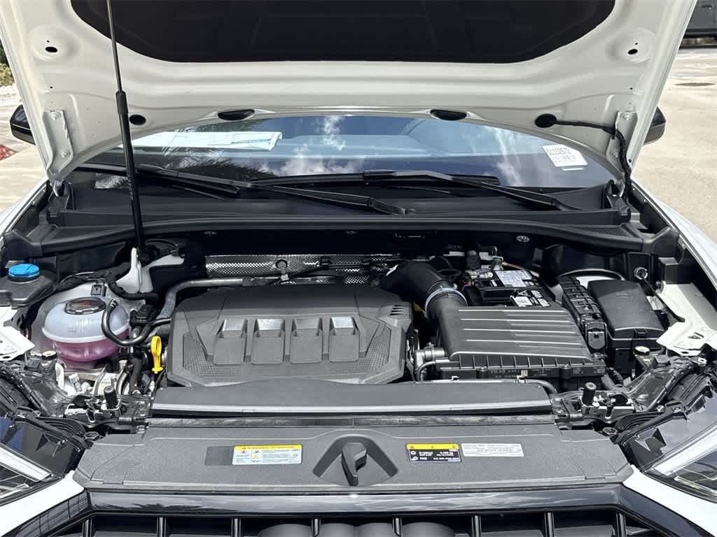 Thumbnail: 2025 Audi Q3 - 23