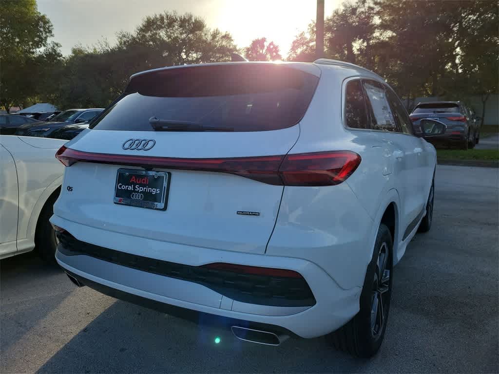 Thumbnail: 2025 Audi Q5 - 12