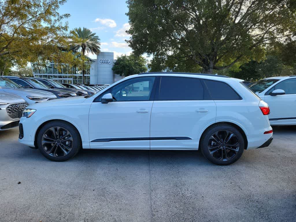 Thumbnail: 2026 Audi Q7 - 5