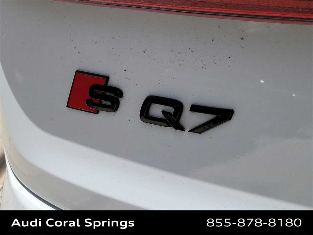 Thumbnail: 2023 Audi SQ7 - 15