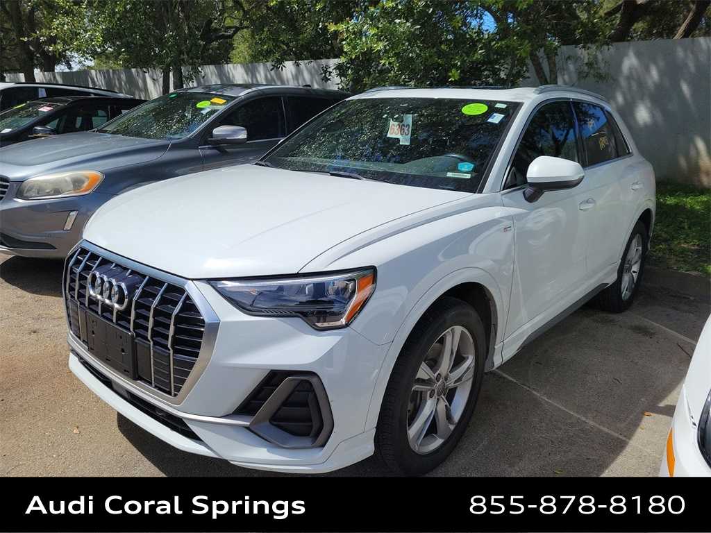 Thumbnail: 2019 Audi Q3 - 3