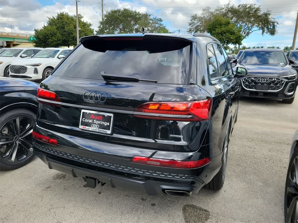 Thumbnail: 2026 Audi Q7 - 8