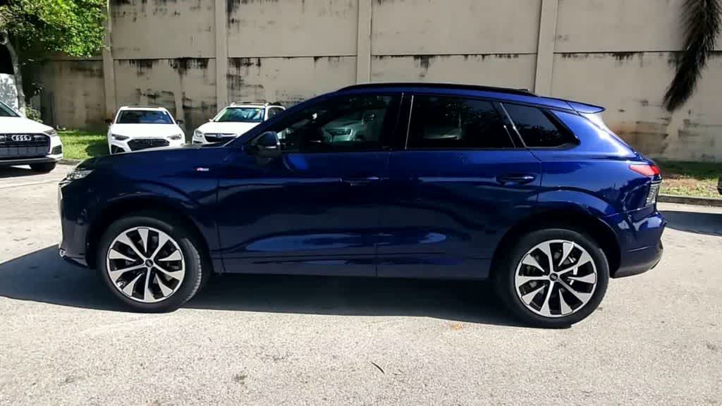 Thumbnail: 2026 Audi Q3 - 5