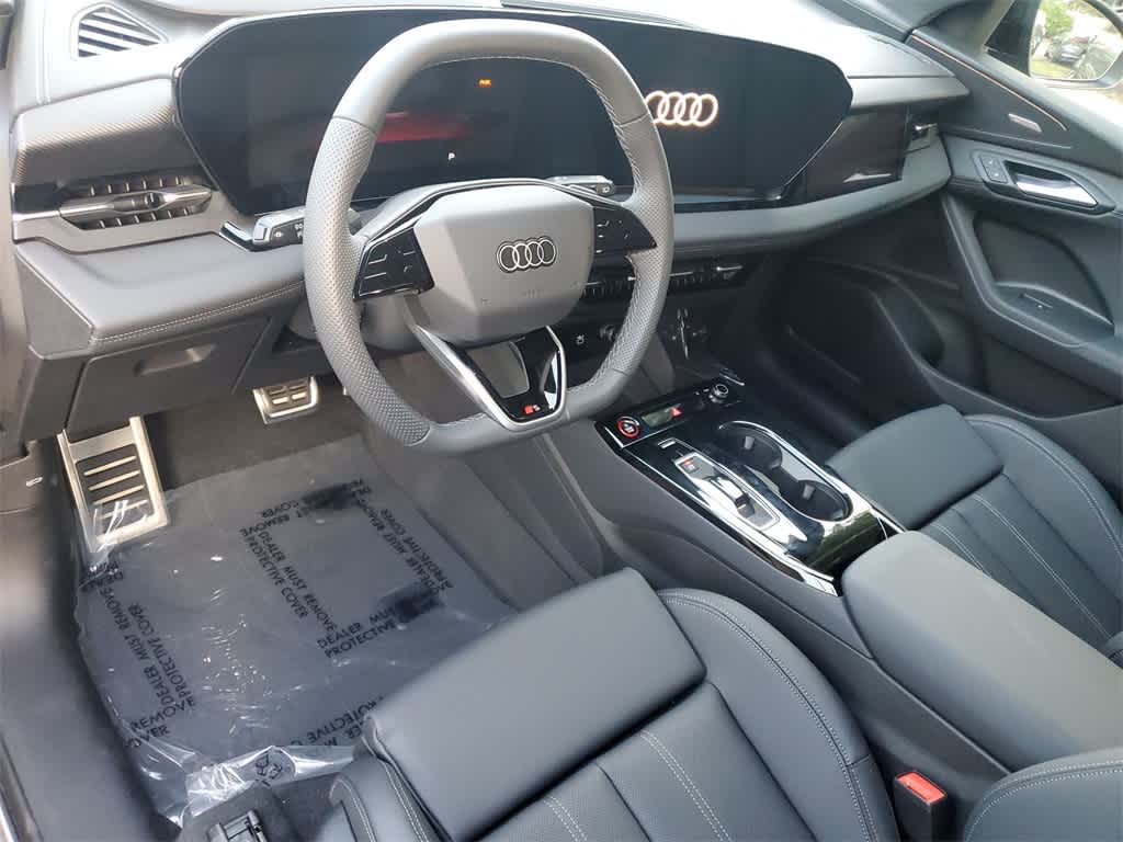 Thumbnail: 2025 Audi SQ6 e-tron - 2