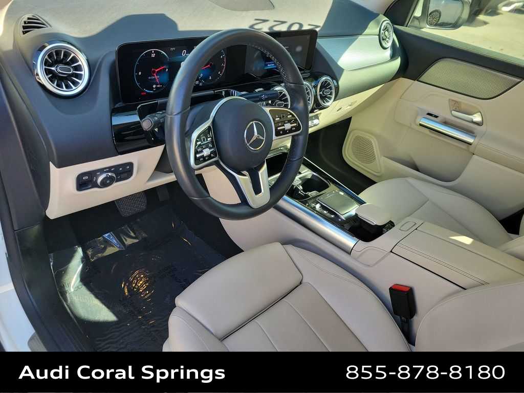 Thumbnail: 2022 Mercedes-Benz GLA - 10